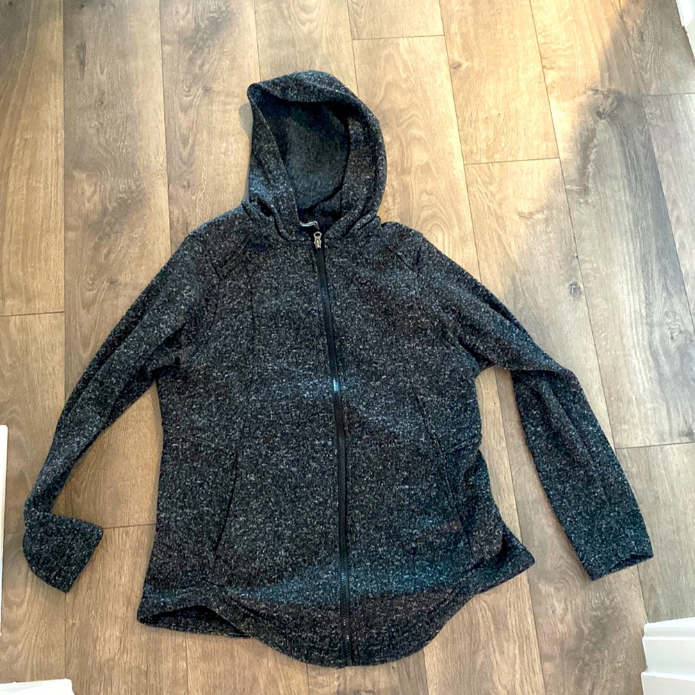 Cozy Eddie Bauer zip up sweater. Large. Great used condition!